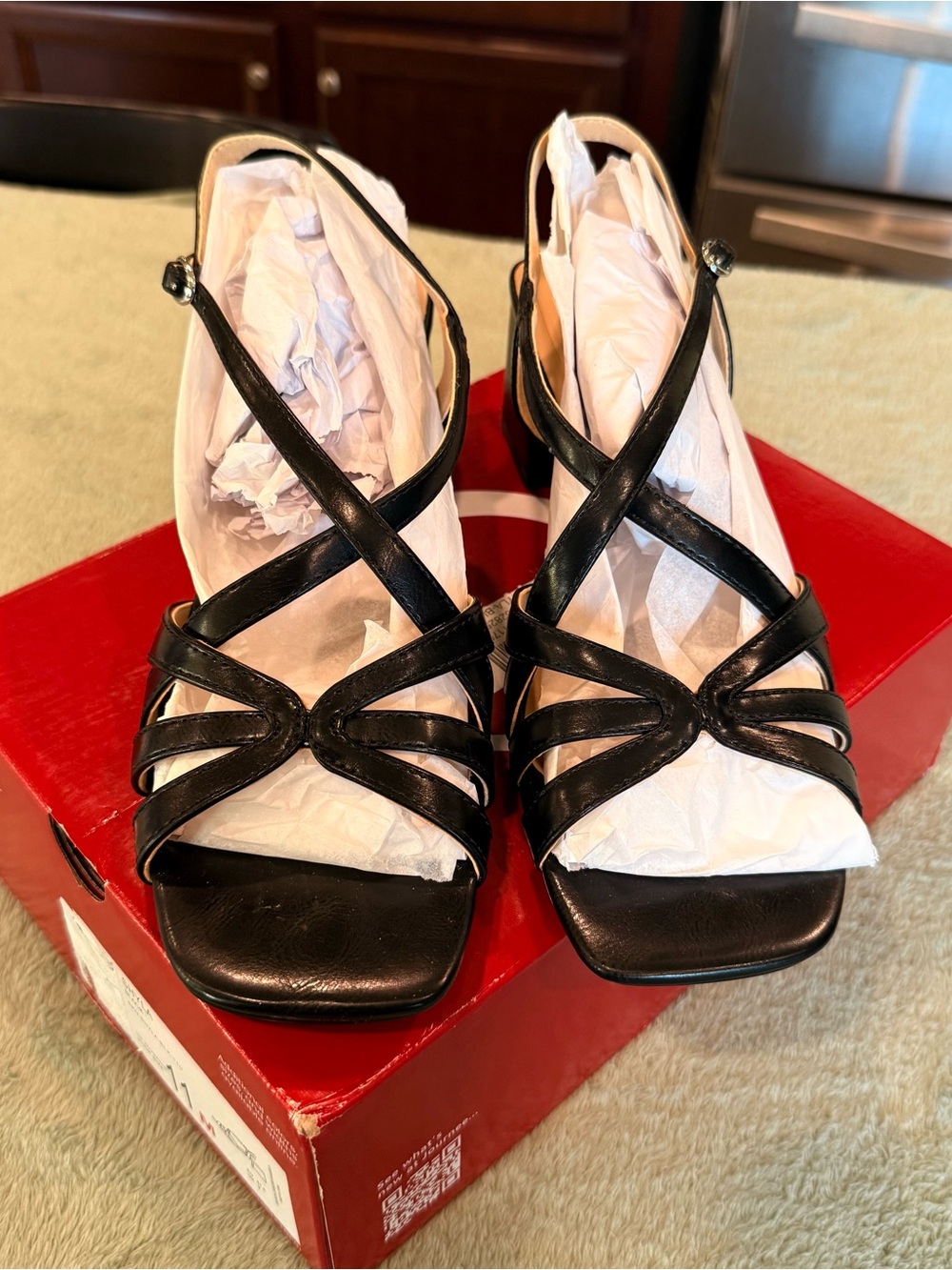 Journee Collection Shyla Black Heels Womens Size 11M Block Heel Sandals